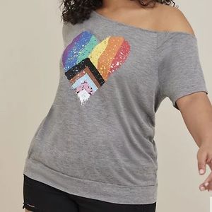 🌈NWT Torrid Heart Graphic Slub Off Shoulder Top 4X🌈